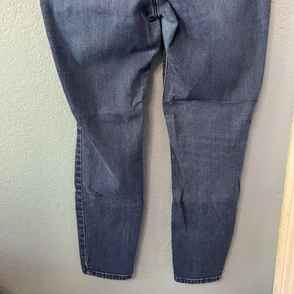 SOLD Maternity Jeans - Picture 4 of 4